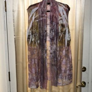 Long plus size vest with beautiful lace. Size 3XL